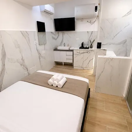 Luxury 14 Al Duomo Di Apartamento